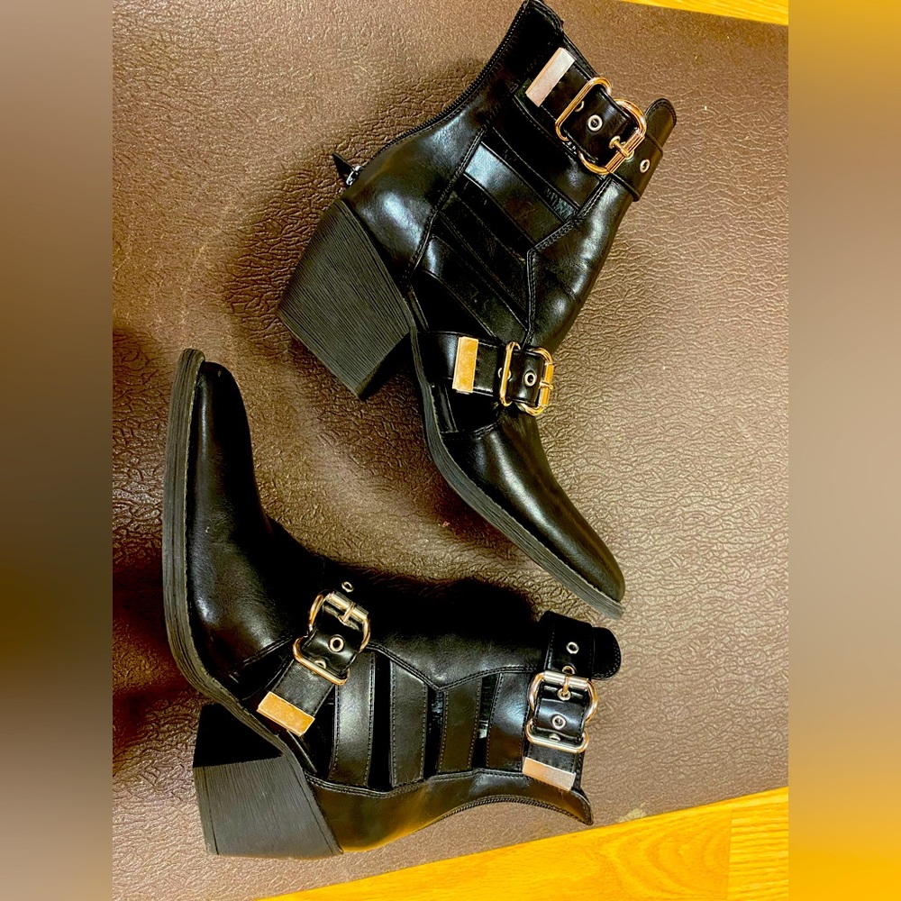 Black Buckle  Booties